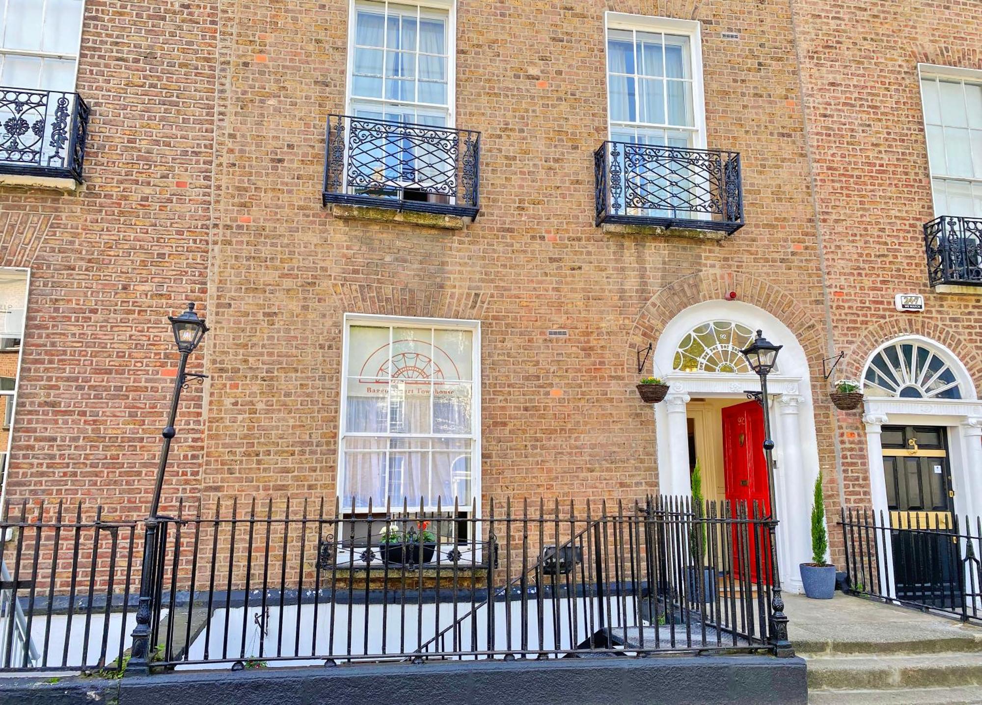Baggot Court Townhouse Hotel Dublin Eksteriør billede